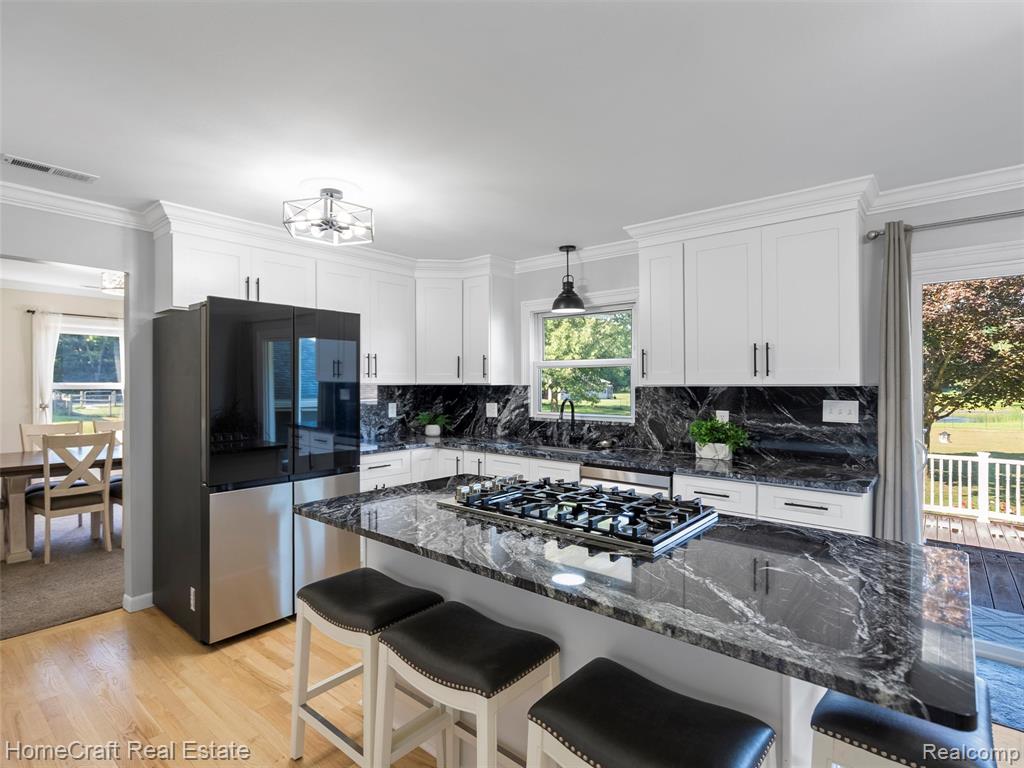 6211 NOLLAR Road, Whitmore Lake, MI 48189 — Photo 8