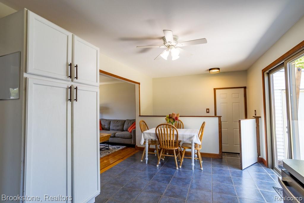 41309 Memphis Drive, Sterling Heights, MI 48313 — Photo 11