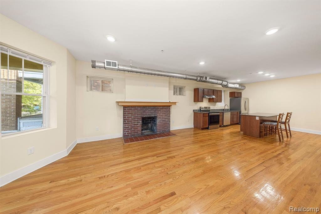 524 E Kirby Street, Detroit, MI 48202 — Photo 3