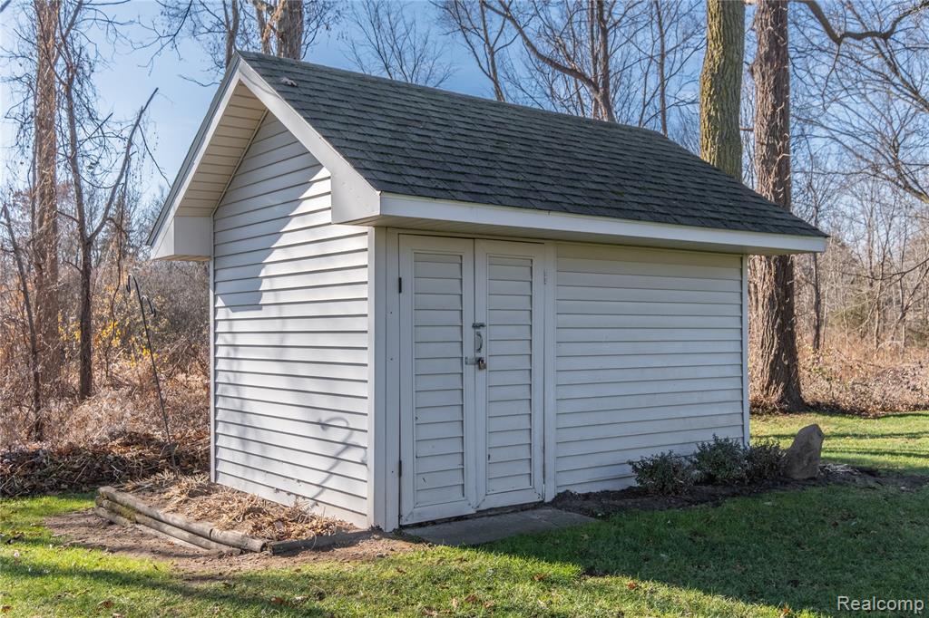 7425 Charles Court, Linden, MI 48451 — Photo 20