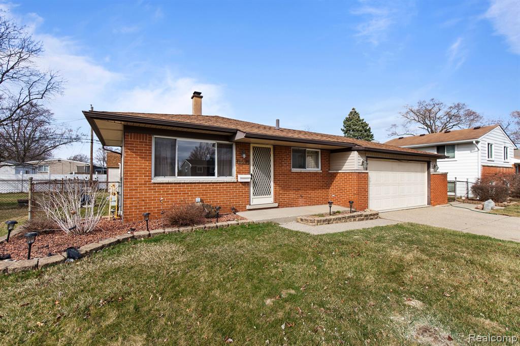 8573 SAN MARCO Boulevard, Sterling Heights, MI 48313 — Photo 30