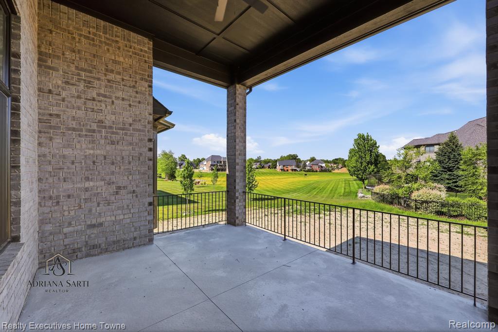 54161 Carrigan Drive, New Baltimore, MI 48047 — Photo 45
