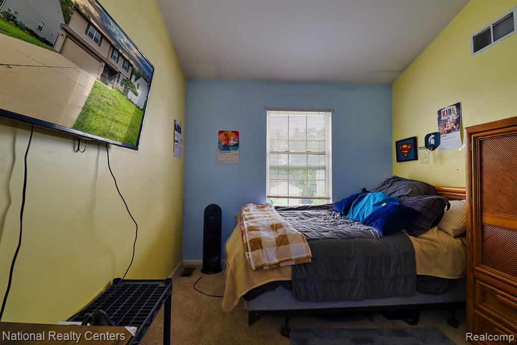 5626 Lockwood Drive, Waterford, MI 48329 — Photo 19