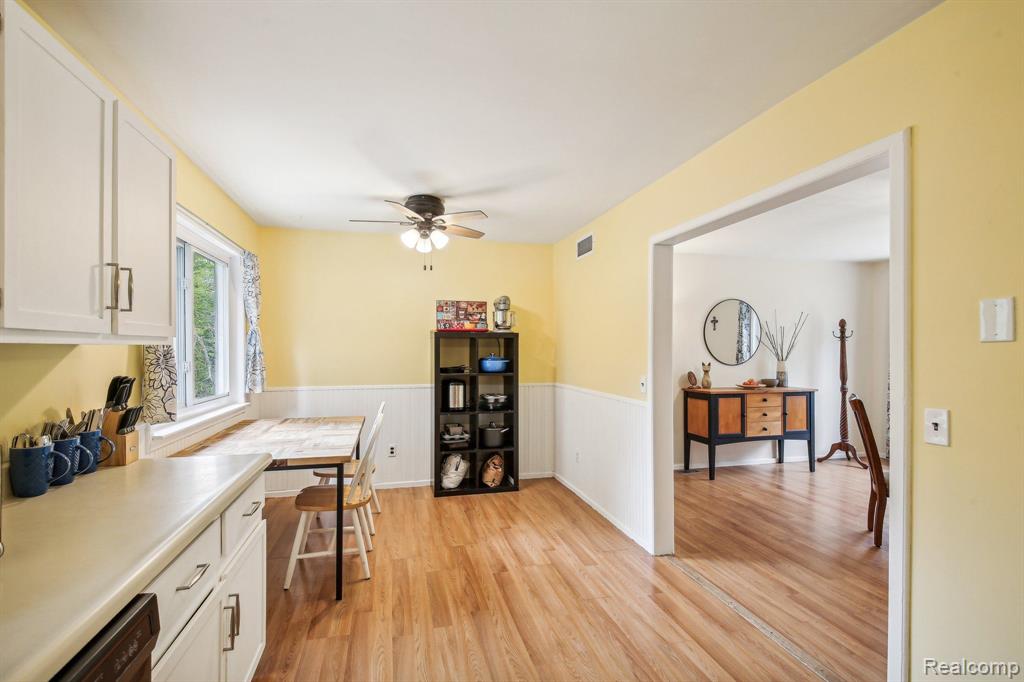 895 N CONKLIN Road, Lake Orion, MI 48362 — Photo 14
