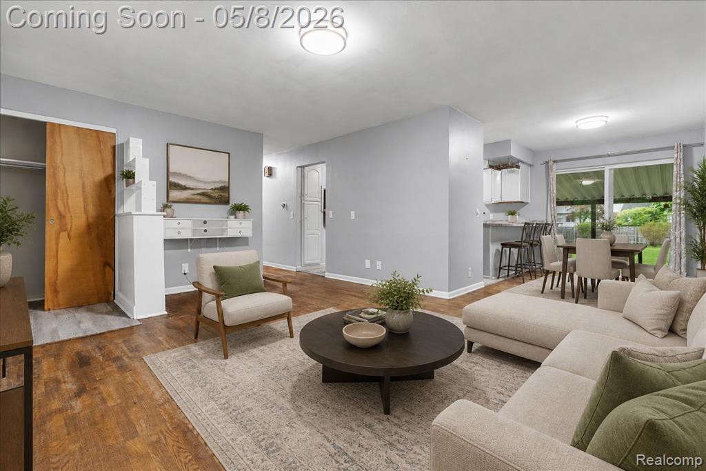2413 Kuerbitz Drive, Lansing, MI 48906 — Photo 9