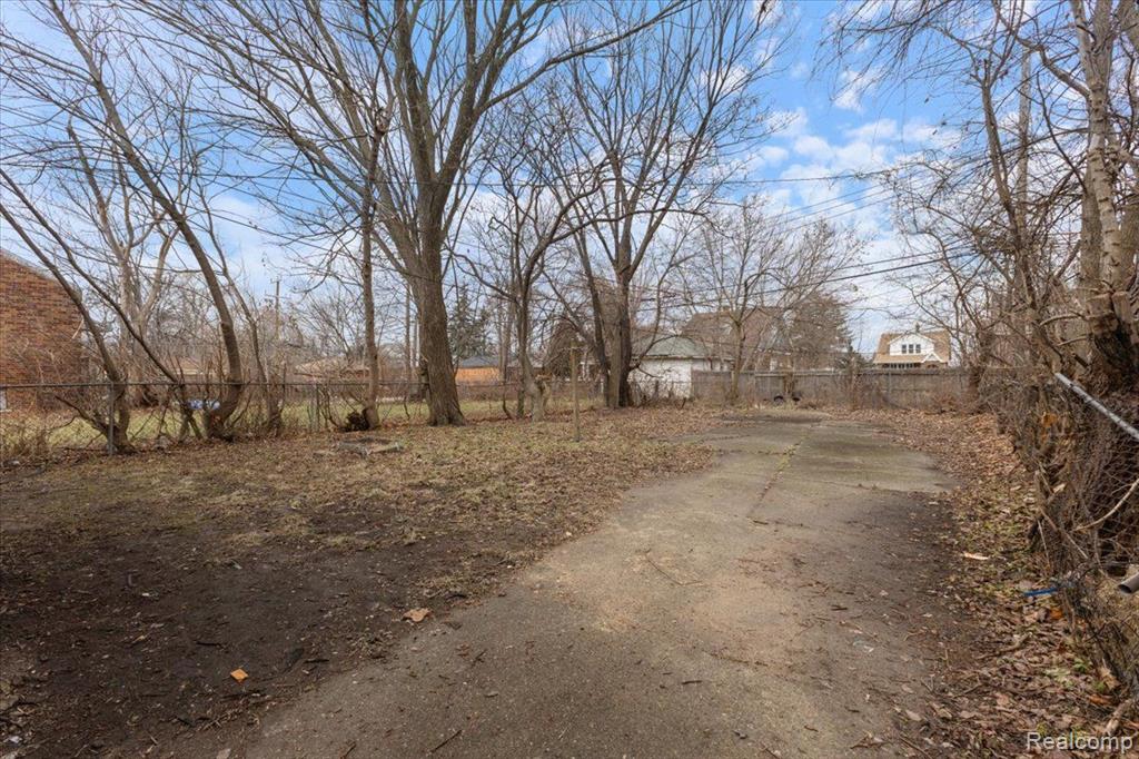 7525 E ROBINWOOD Street, Detroit, MI 48234 — Photo 22