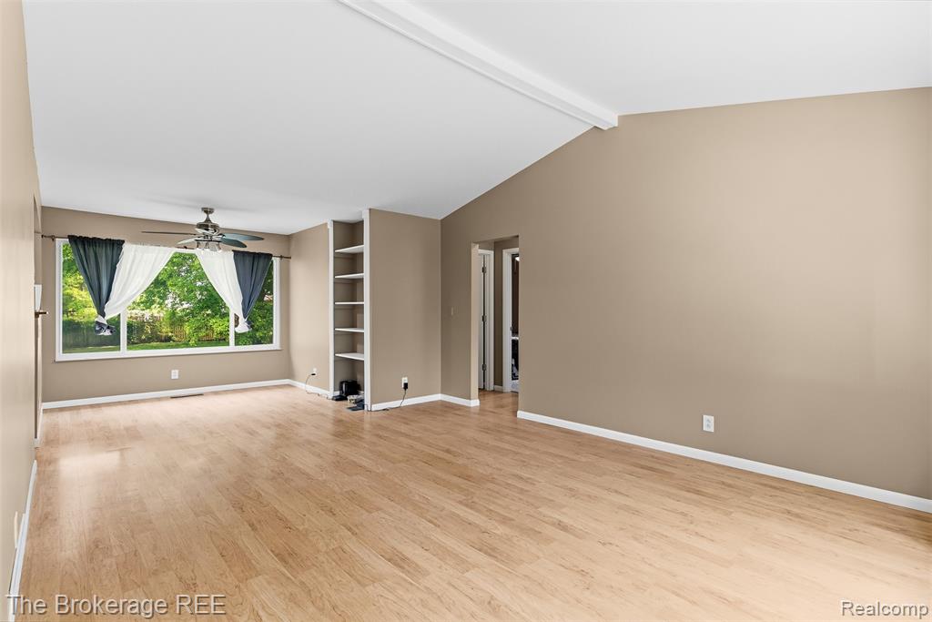 6509 Silver Lake Road, Linden, MI 48451 — Photo 12
