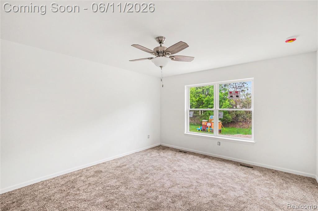 6465 Whisper Ridge Court, Burton, MI 48509 — Photo 5