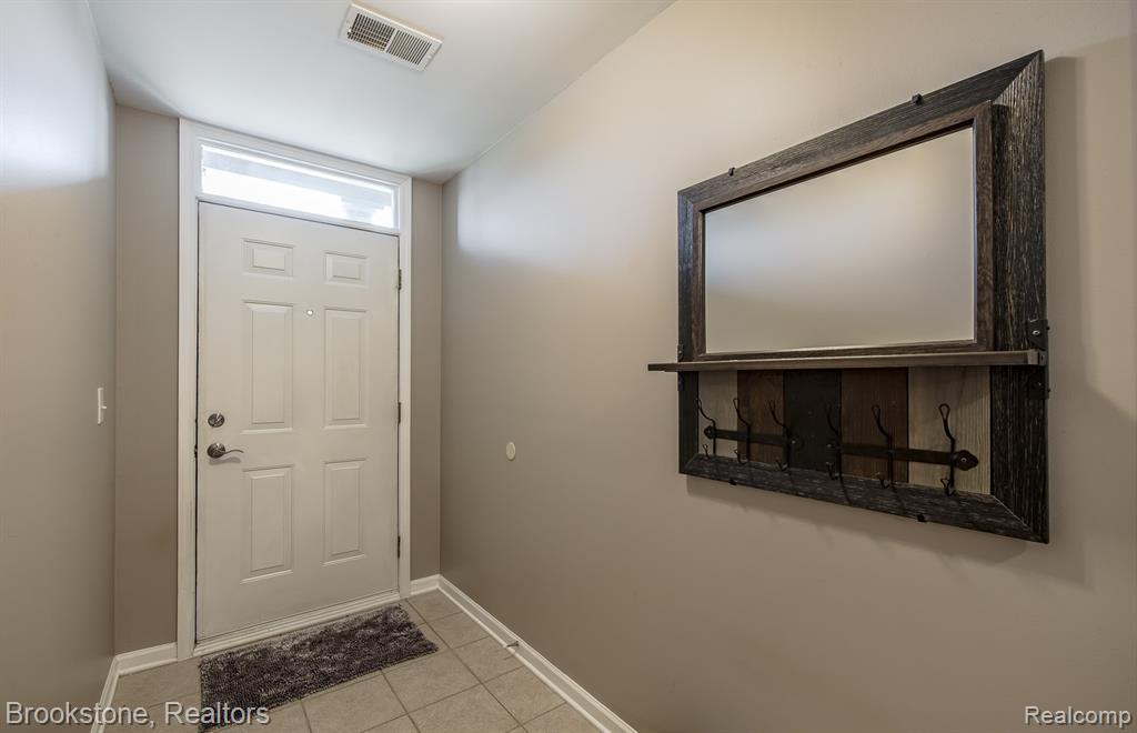 5292 Brookemonte Circle, Rochester, MI 48306 — Photo 5