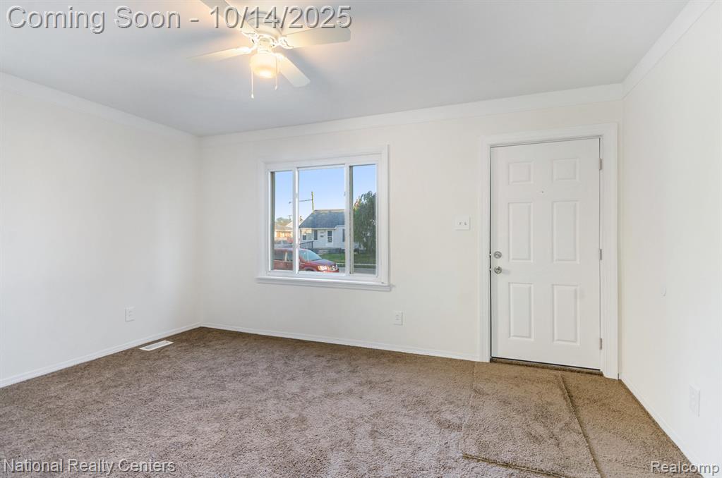 933 Antoine Street, Wyandotte, MI 48192 — Photo 6