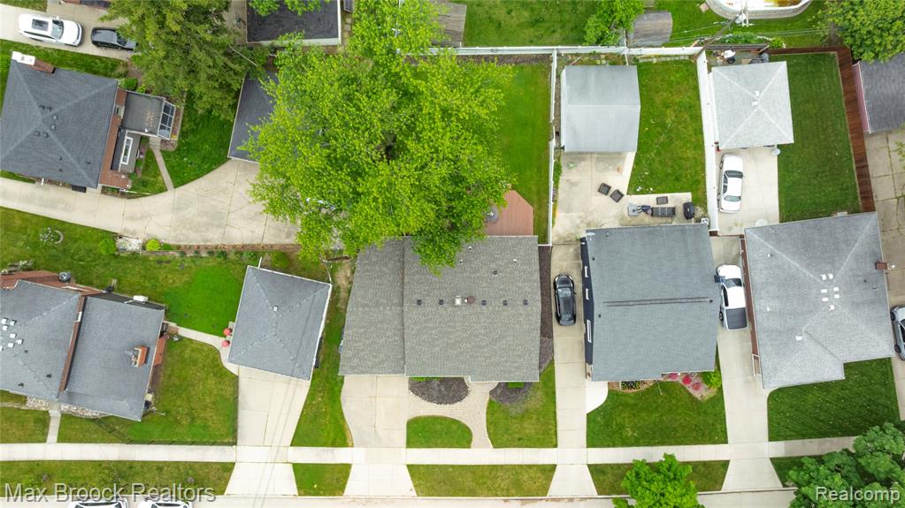828 W Baker Avenue, Clawson, MI — Photo 37