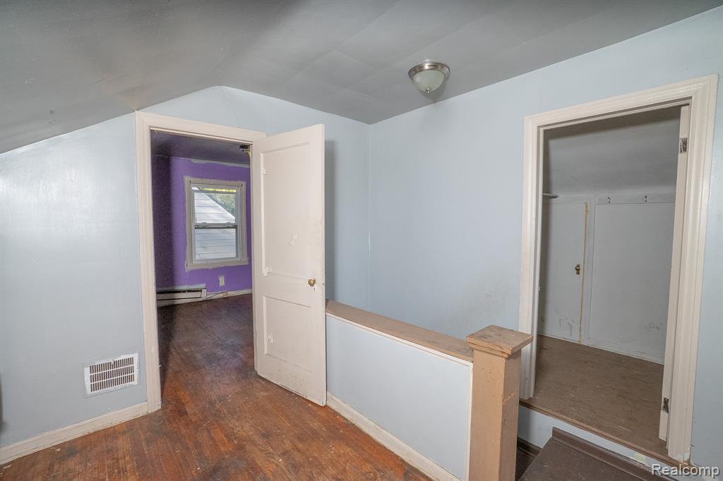 19140 ALGONAC Street, Detroit, MI 48234 — Photo 11