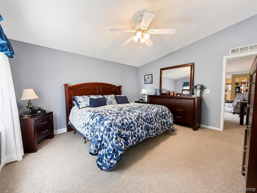 551 Twin Lakes Drive, MI — Photo 10