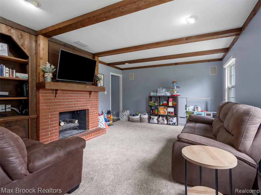 54241 Sunderland Drive, Shelby Twp, MI 48316 — Photo 19