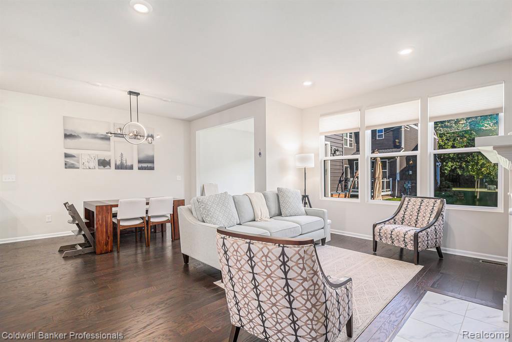 2850 Fairgrove Crescent Drive, Ann Arbor, MI 48108 — Photo 5