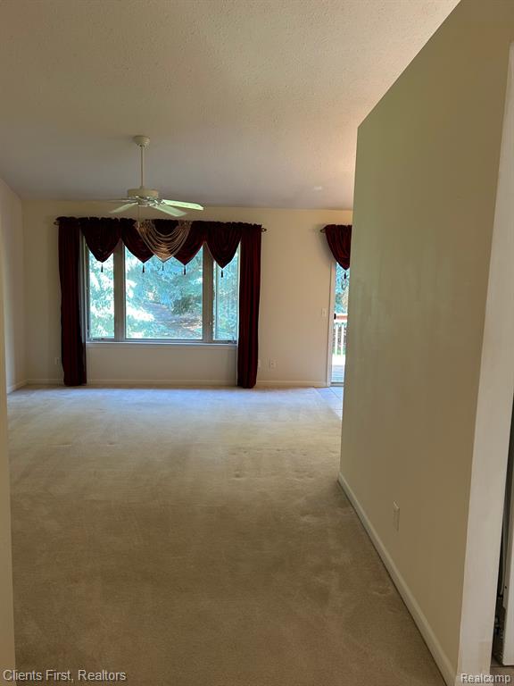 45720 REEDGRASS Lane, 27, Belleville, MI 48111 — Photo 8