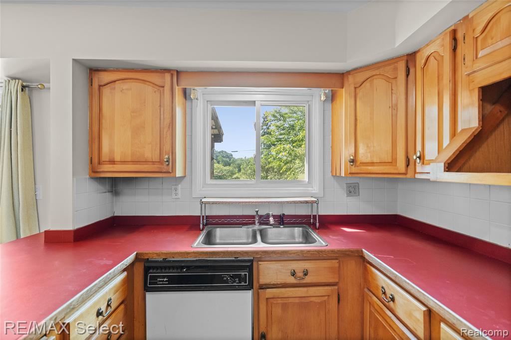 574 Poplar Street, Clio, MI 48420 — Photo 24