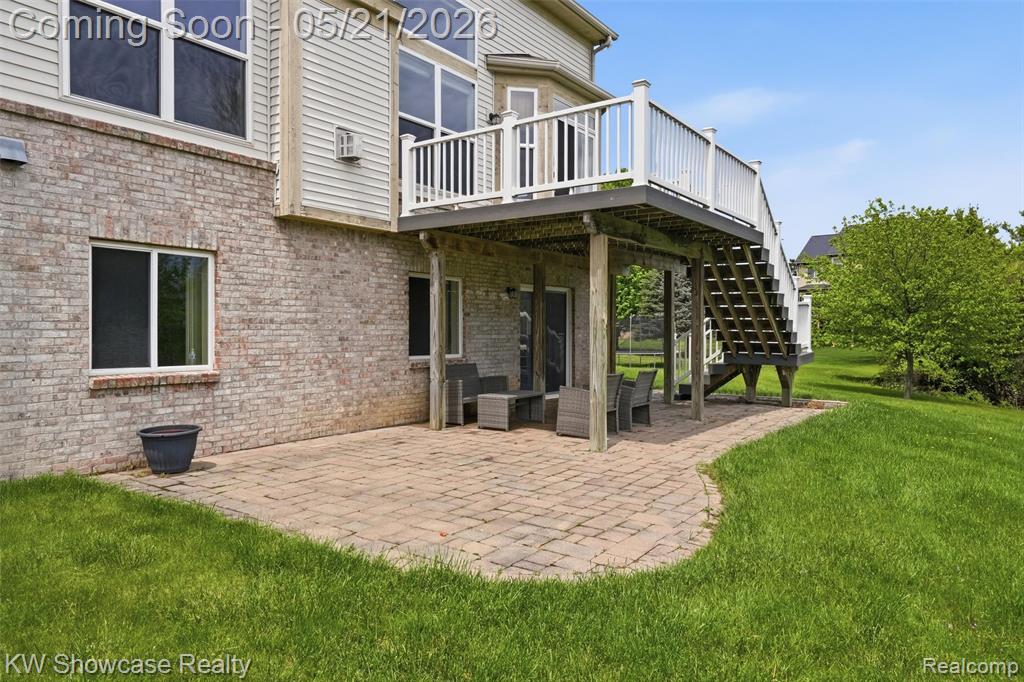 2143 Warbler Court, Commerce Twp, MI 48382 — Photo 4