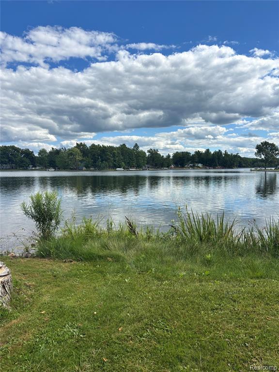 95 Huckleberry Trail, Farwell, MI 48622