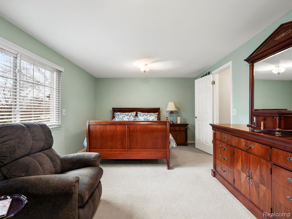 825 DARTFORD PLACE Drive, Rochester Hills, MI 48307 — Photo 20