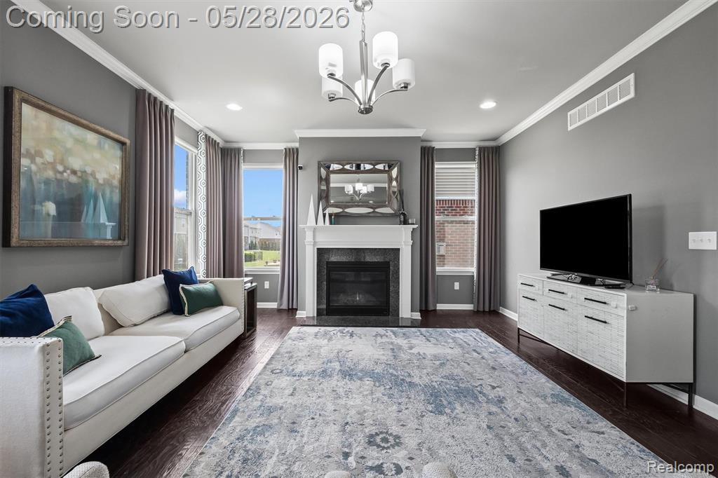 7810 N Central Park, Utica, MI 48317 — Photo 7