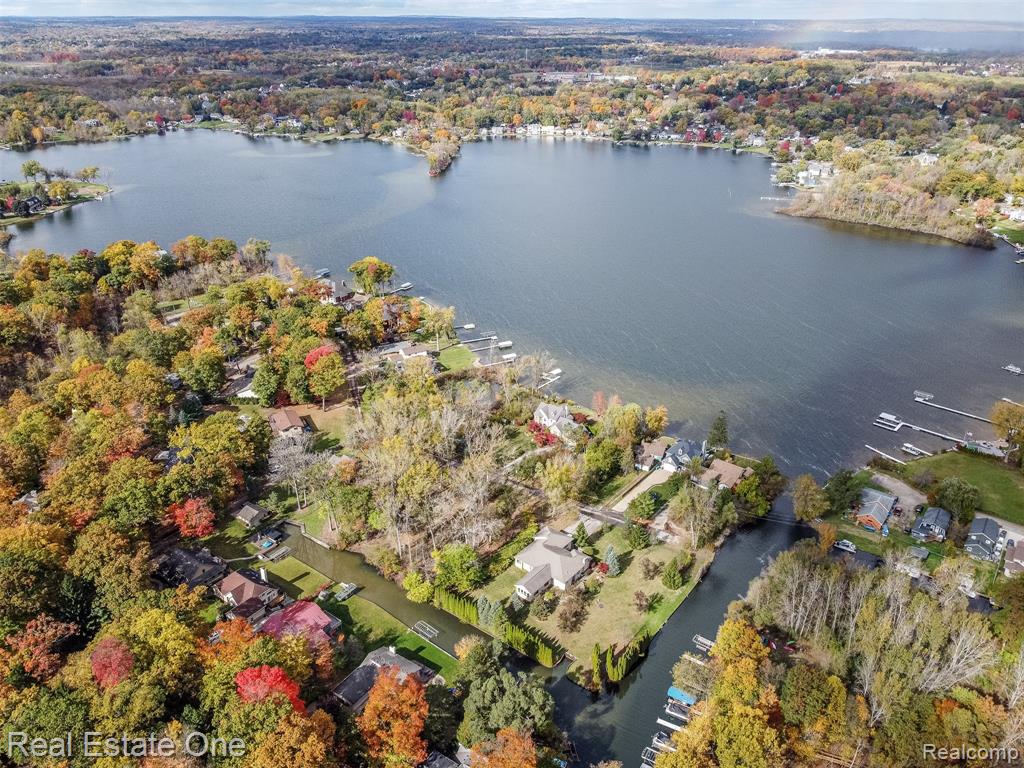 633 Appalachi Street, Commerce Twp, MI 48390 — Photo 12