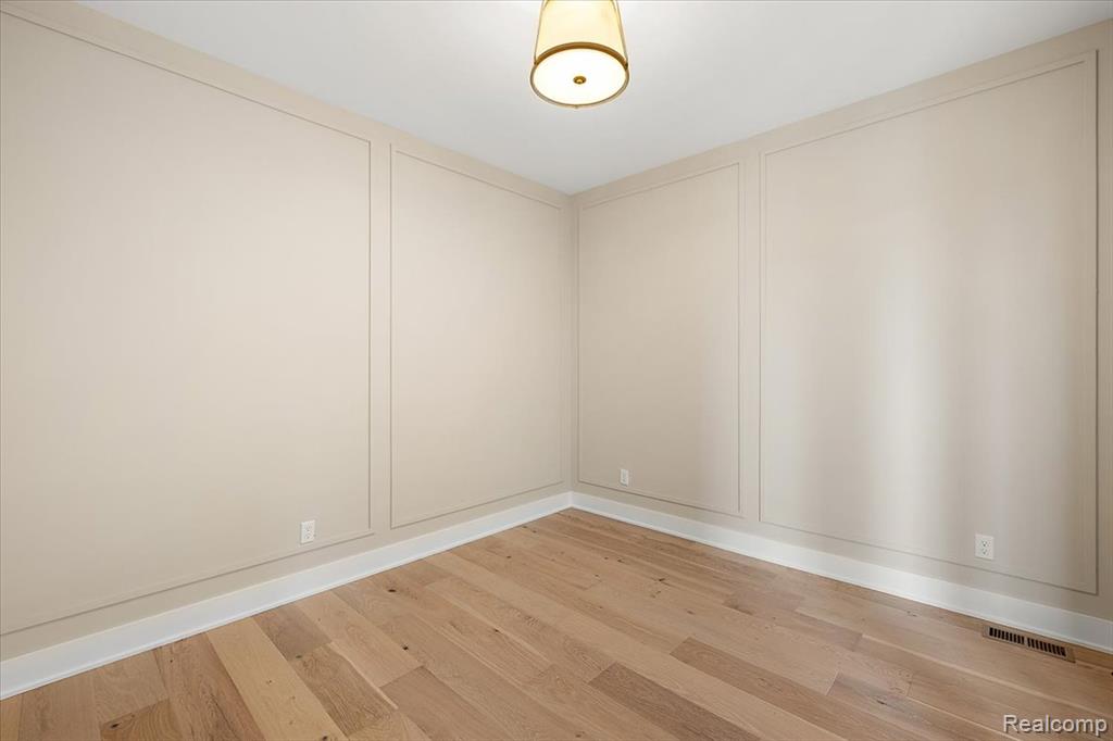 50386 Mistwood Drive, Macomb, MI 48042 — Photo 30