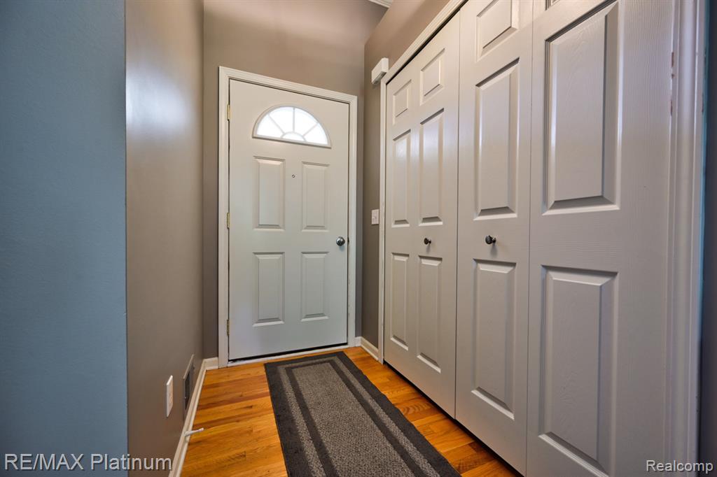 5512 Hidden Oaks Circle, Linden, MI 48451 — Photo 3