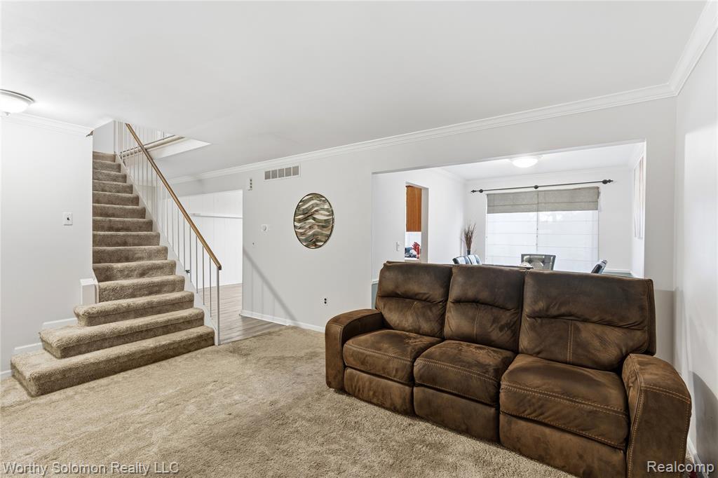 22415 Cranbrooke Drive, Novi, MI — Photo 5