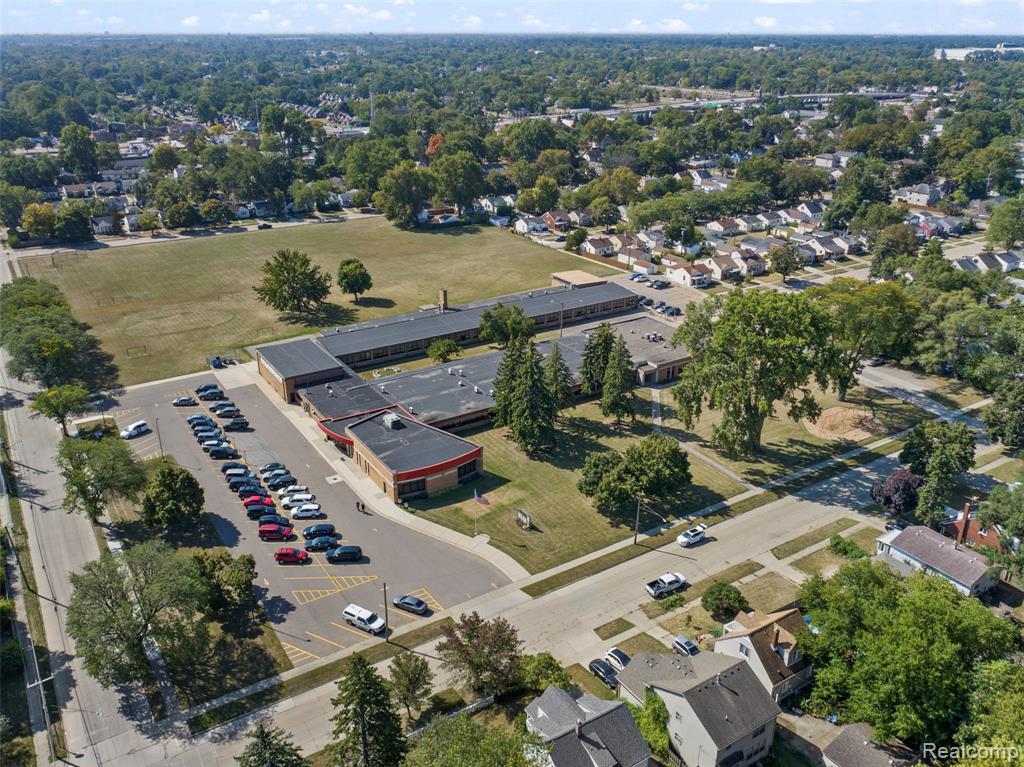 1629 E Elza Avenue, Hazel Park, MI 48030 — Photo 45