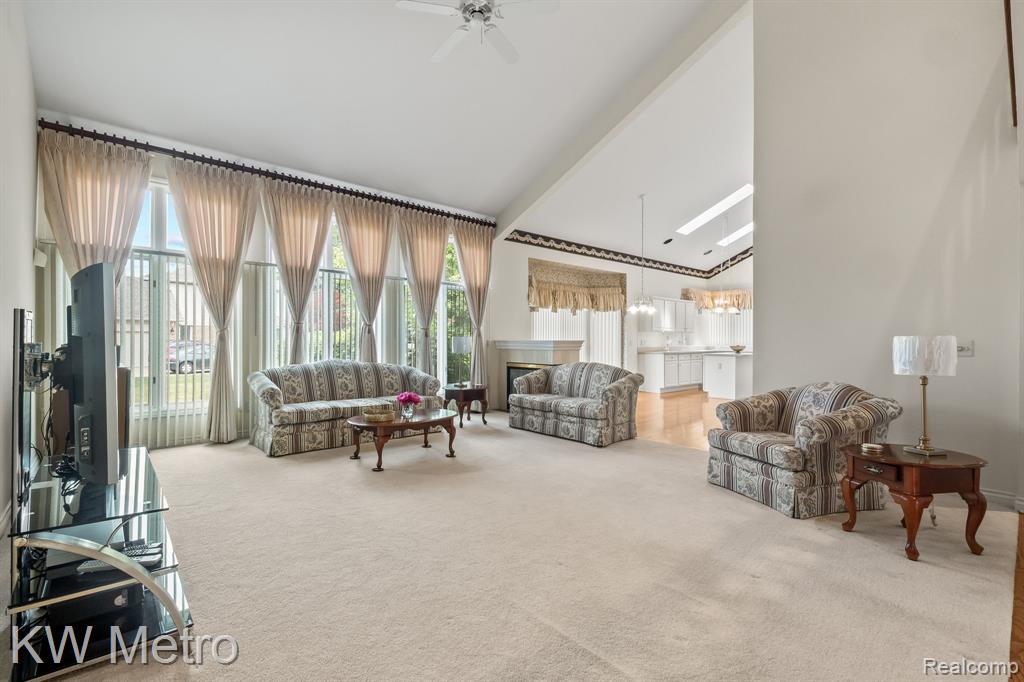3953 Lake Forest Drive, Sterling Heights, MI 48314 — Photo 5