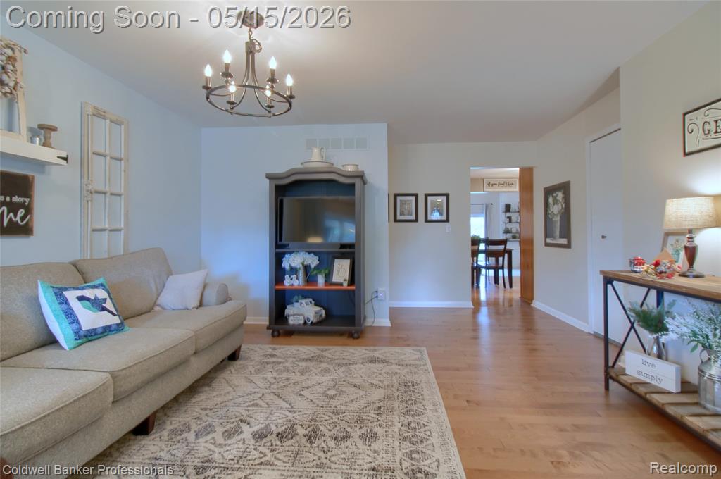 5866 Willow Creek Drive, Canton, MI 48187 — Photo 7