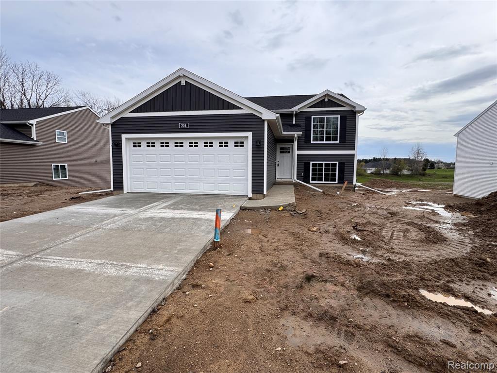 204 Wildflower Drive, Hillsdale, MI 49242 — Photo 2