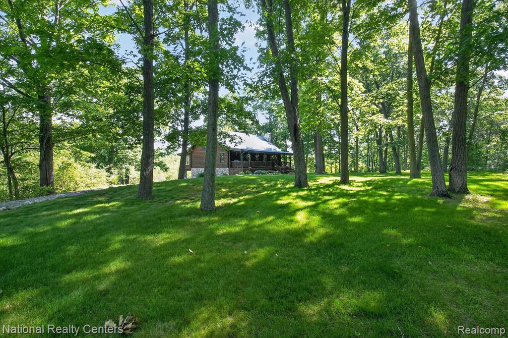 12426 Shaffer Road, Davisburg, MI 48350 — Photo 33