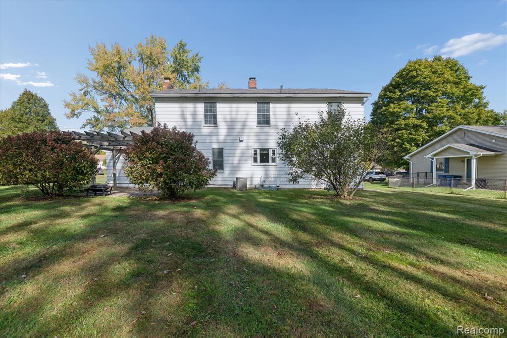 1283 Woodnoll Drive, Flint, MI 48507 — Photo 44
