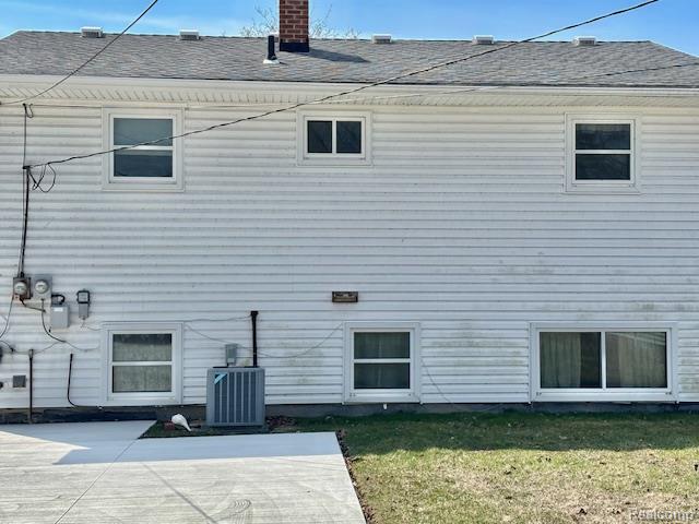 14022 Stoeflet Street, Rockwood, MI — Photo 23