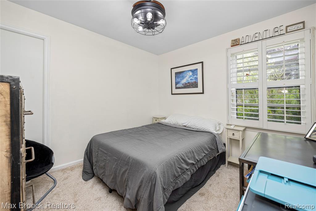 6485 Thurber Road, Bloomfield Hills, MI 48301 — Photo 33
