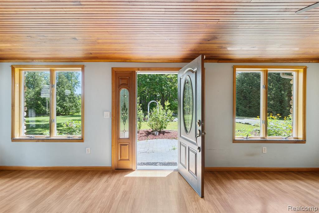 3990 S Sashabaw Road, Clarkston, MI 48348 — Photo 4