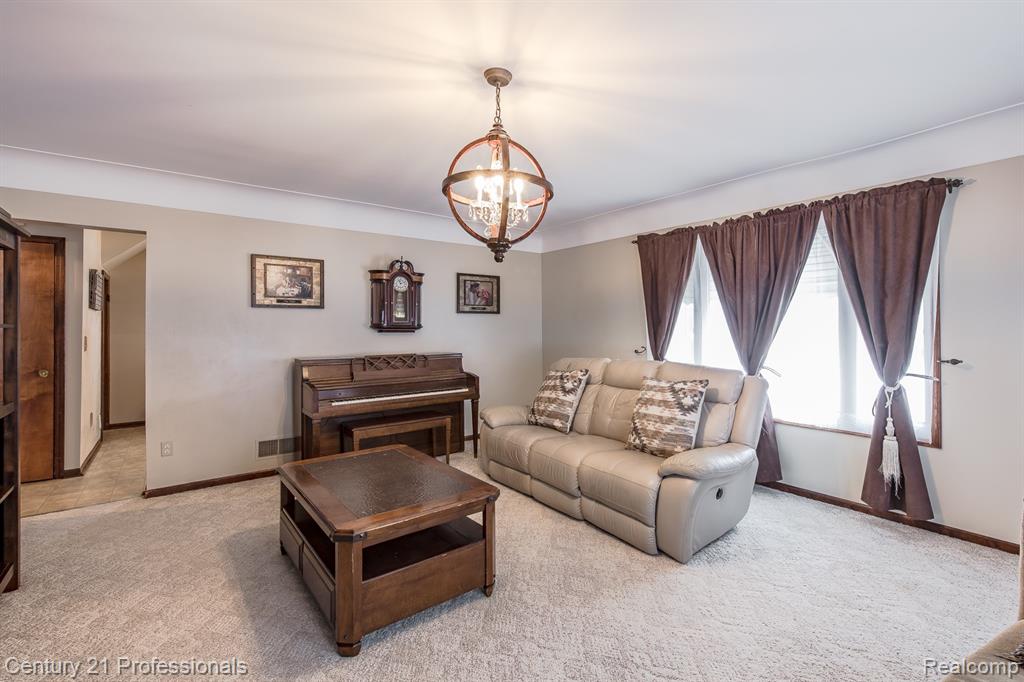 7124 N Jennings Road, Mount Morris, MI 48458 — Photo 18