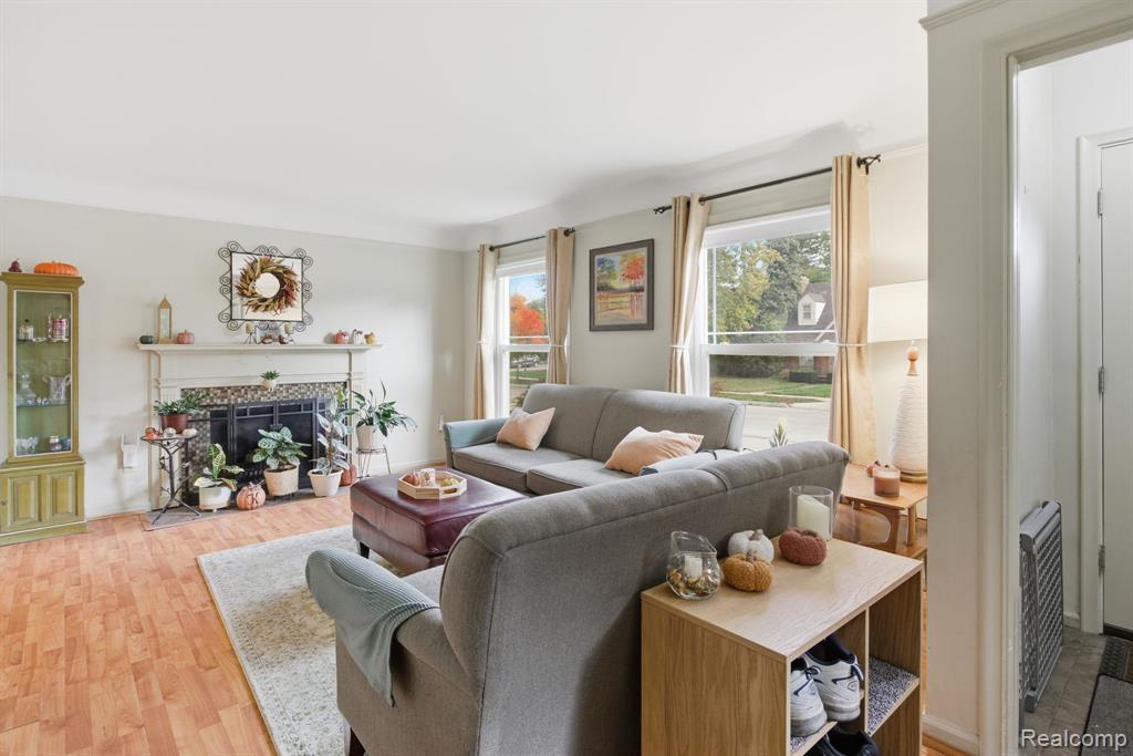 925 N Mildred Street, Dearborn, MI 48128 — Photo 22
