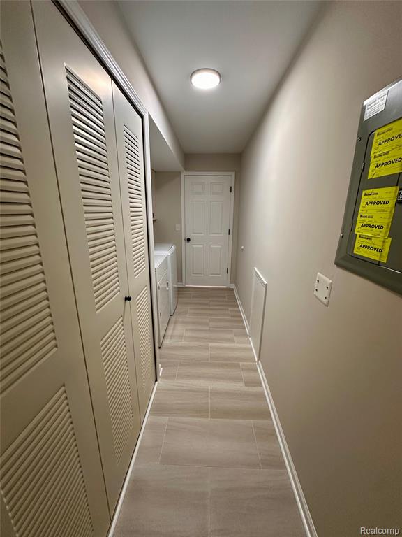 5484 Pine Aires Drive, Sterling Heights, MI 48314 — Photo 24