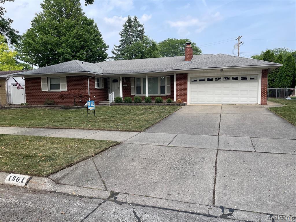 1801 Waverly Street, Trenton, MI 48183