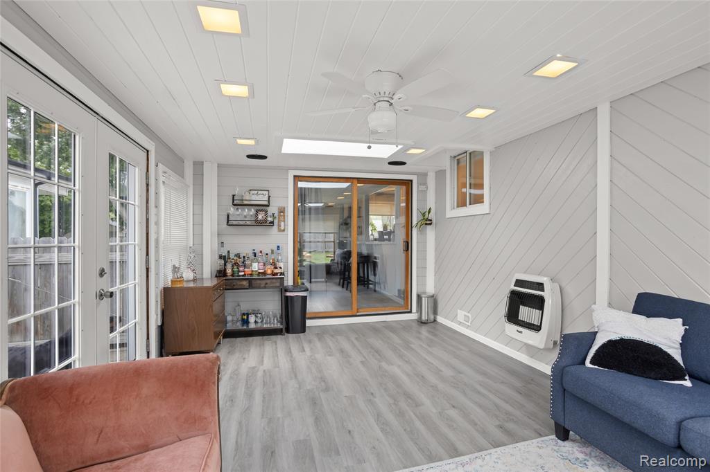 634 S Hawthorne Street, Westland, MI 48186 — Photo 18