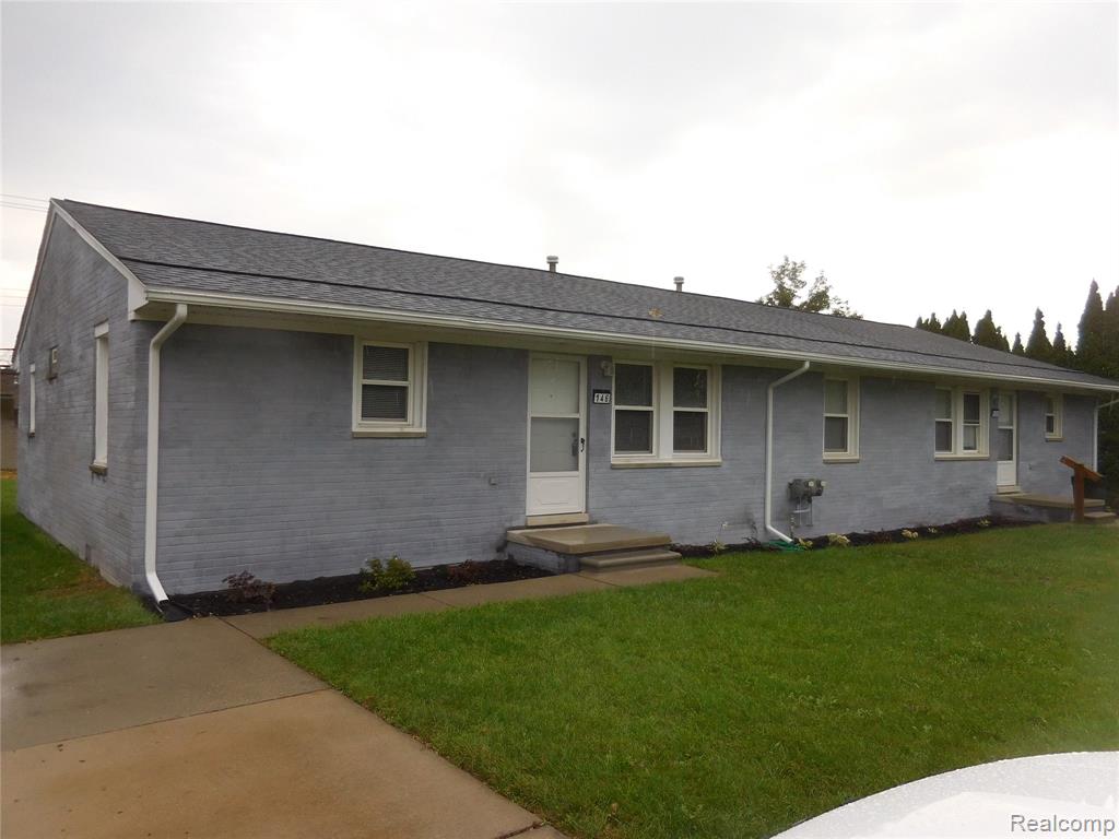 146 Olympia Drive, Troy, MI 48084