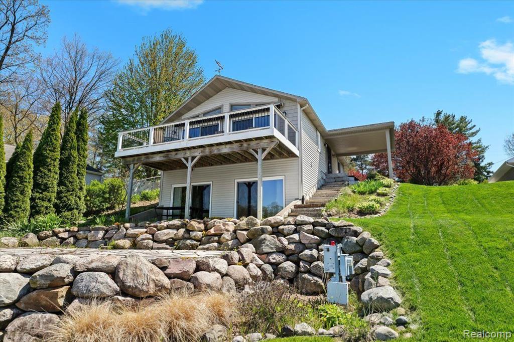 6521 HARTWOOD Drive, Fenton, MI 48430 — Photo 38