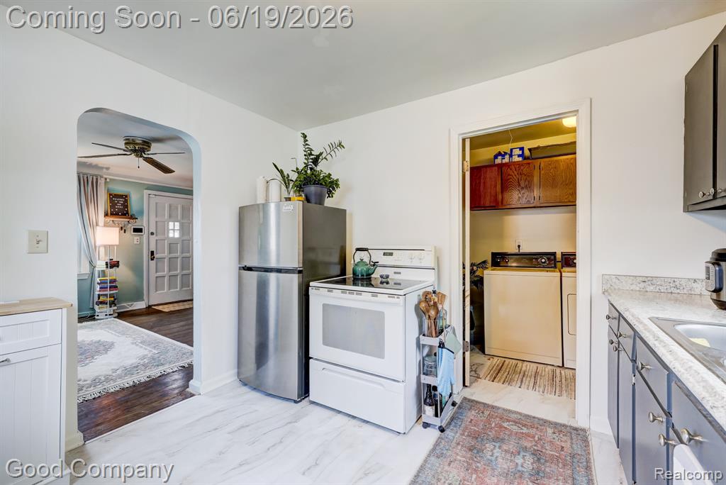 521 E Chesterfield Street, Ferndale, MI 48220 — Photo 16