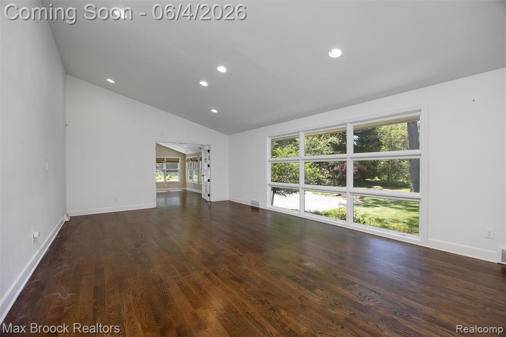 3797 S Darlington Road, Bloomfield Hills, MI 48301 — Photo 16