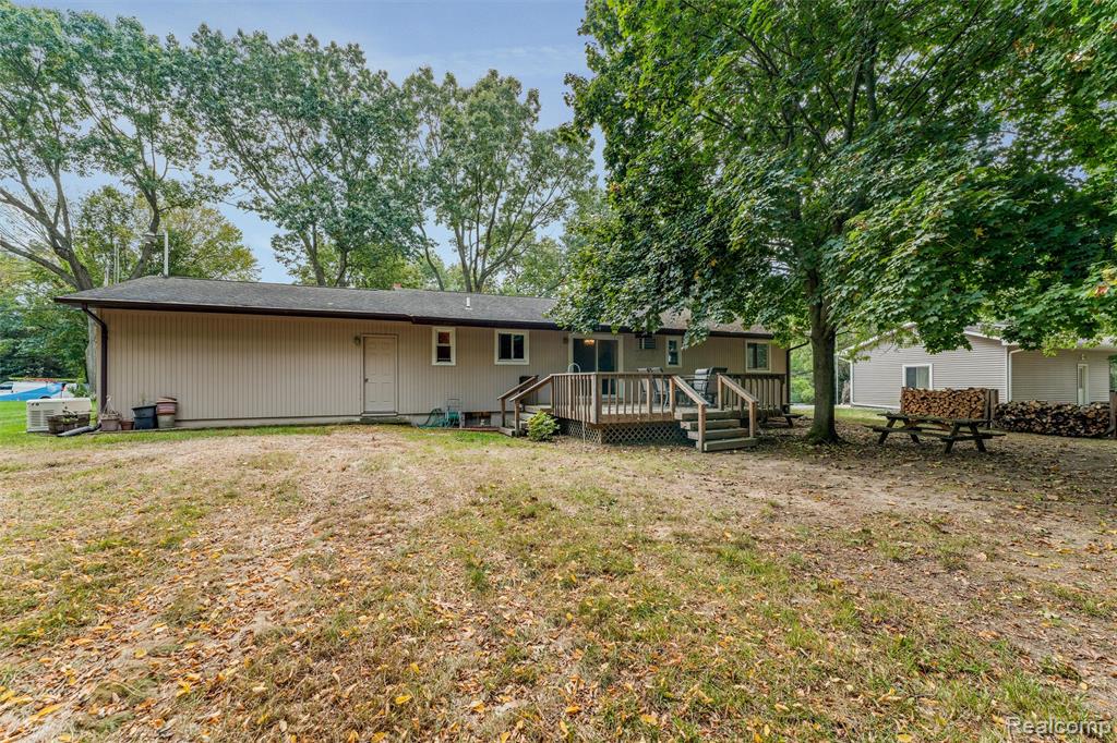 711 S Newman Road, Lake Orion, MI 48362 — Photo 27