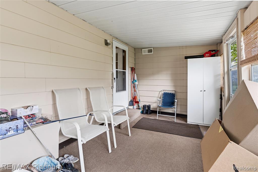 16479 S Jennings Road, Fenton, MI 48430 — Photo 24