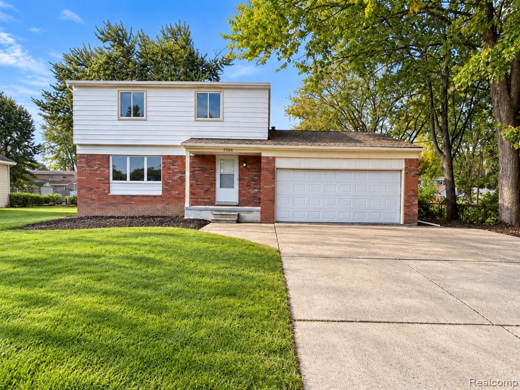 27830 Riviera Street, Harrison Township, MI